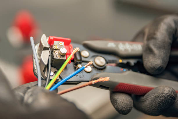 Best Emergency Electrical Repair  in Lexington, MO